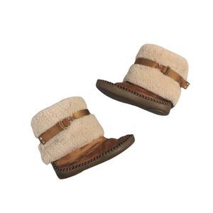 Jessica Simpson Snow Winter Furry Warm Boots Tan and Brown Size 8.5 GUC​​​